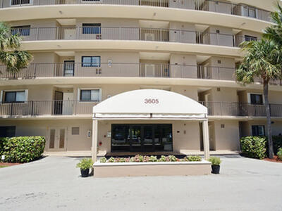 3605 S Ocean Boulevard, South Palm Beach, FL 33480