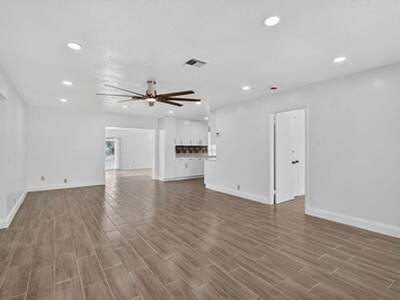 600 S Mangonia Circle, West Palm Beach, FL 33401