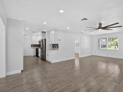 600 S Mangonia Circle, West Palm Beach, FL 33401