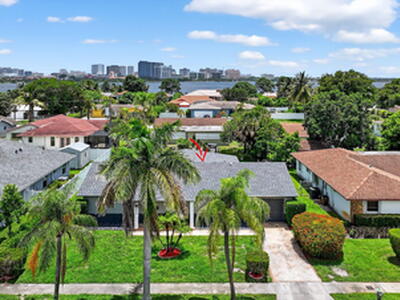 600 S Mangonia Circle, West Palm Beach, FL 33401