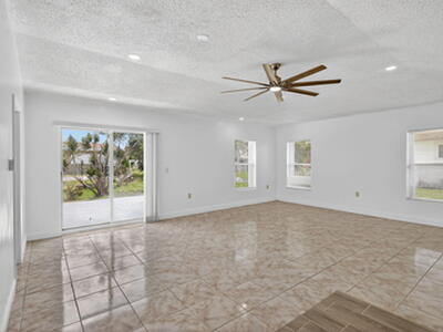 600 S Mangonia Circle, West Palm Beach, FL 33401