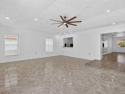 600 S Mangonia Circle, West Palm Beach, FL 33401