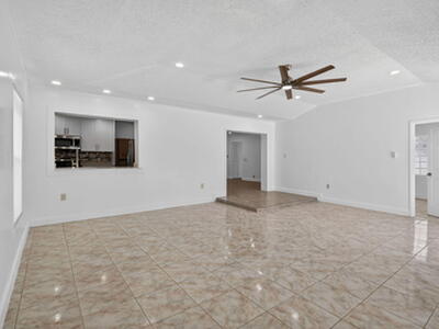 600 S Mangonia Circle, West Palm Beach, FL 33401