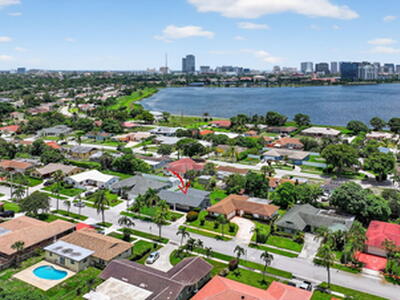 600 S Mangonia Circle, West Palm Beach, FL 33401