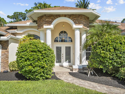 4213 SW Utterback Street, Port Saint Lucie, FL 34953