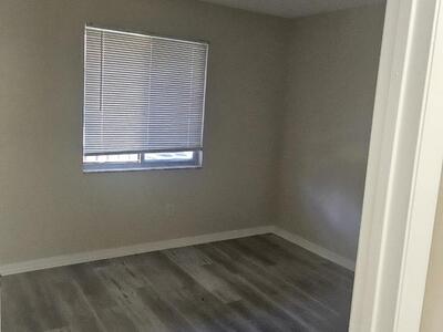 1305 Rosewood Villa Lane, West Palm Beach, FL 33417