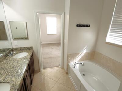 909 NW 18th Avenue, Boca Raton, FL 33486