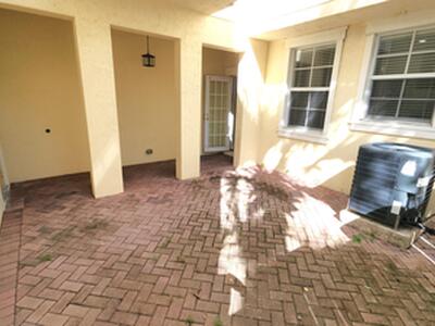 909 NW 18th Avenue, Boca Raton, FL 33486