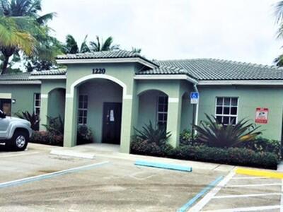 909 NW 18th Avenue, Boca Raton, FL 33486