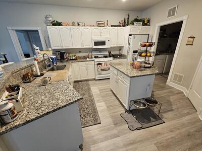 2720 SE Kern Road, Port Saint Lucie, FL 34984