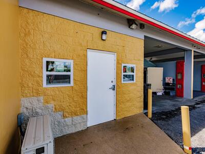 400 NW Avenue L, Belle Glade, FL 33430