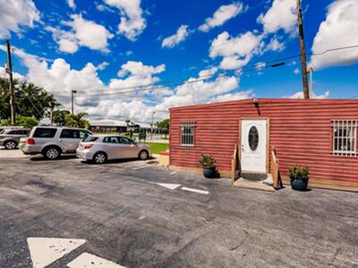 400 NW Avenue L, Belle Glade, FL 33430